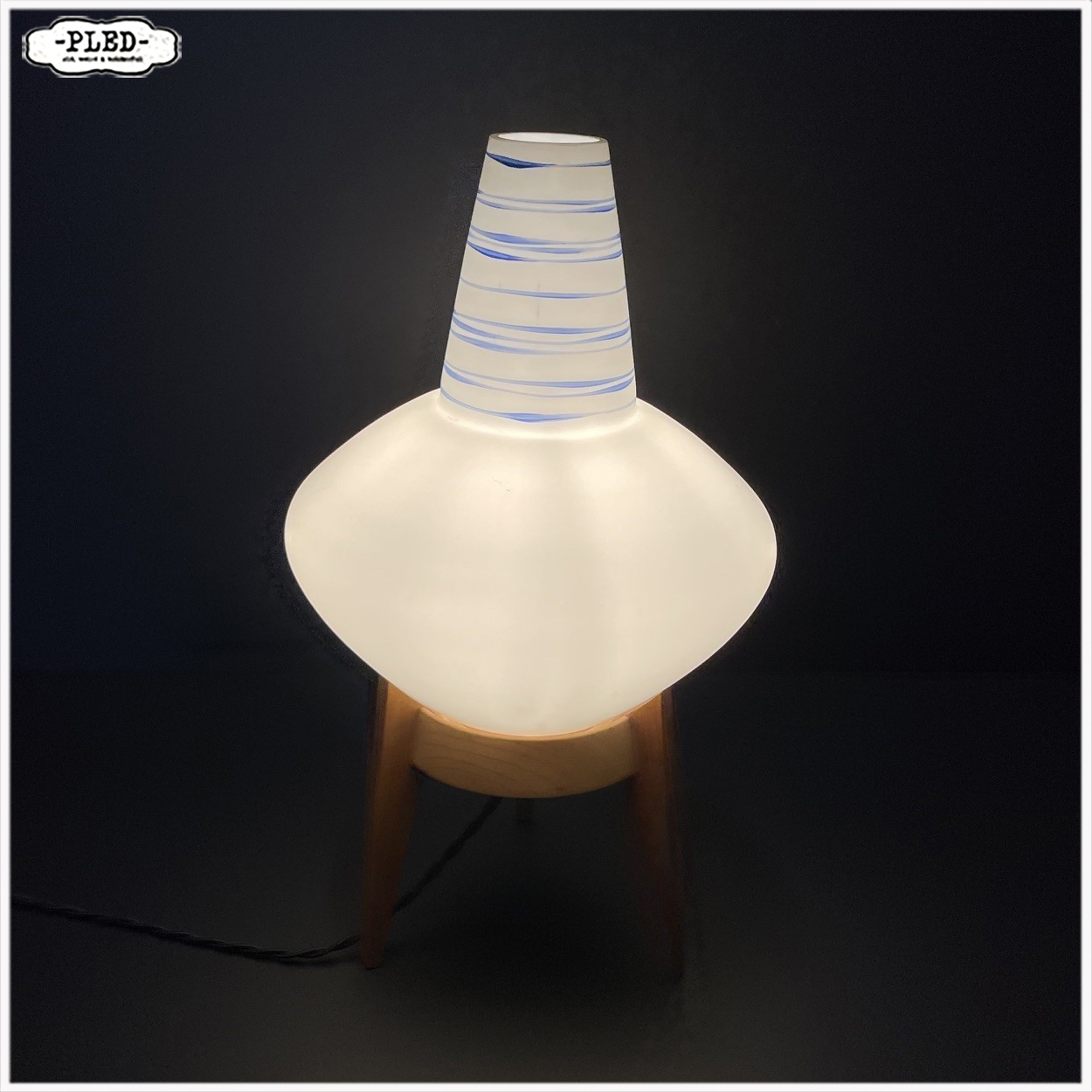 Opaline tafellamp, ÚLUV, Tsjechoslowakije, 1960s - Afbeelding 3
