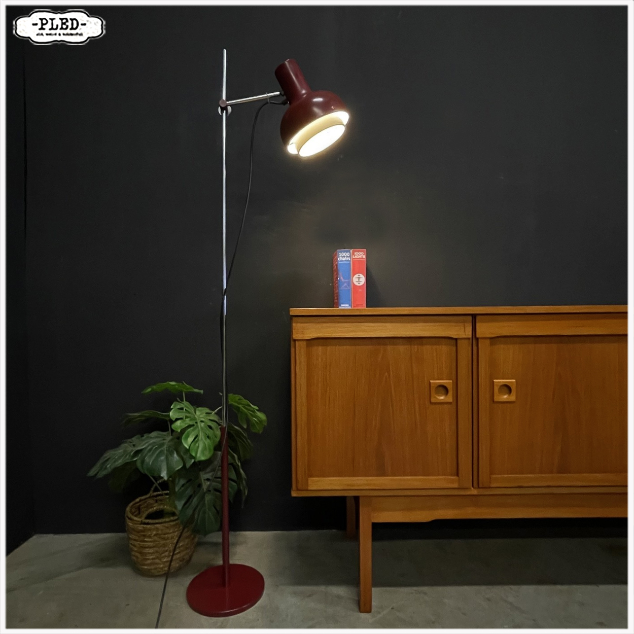Vintage wijnrode vloerlamp, Josef Hurka voor Napako, 1970s