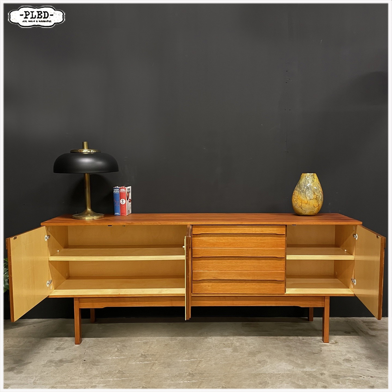 Vintage sideboard, walnoten, Zweden, 1971 - Afbeelding 4
