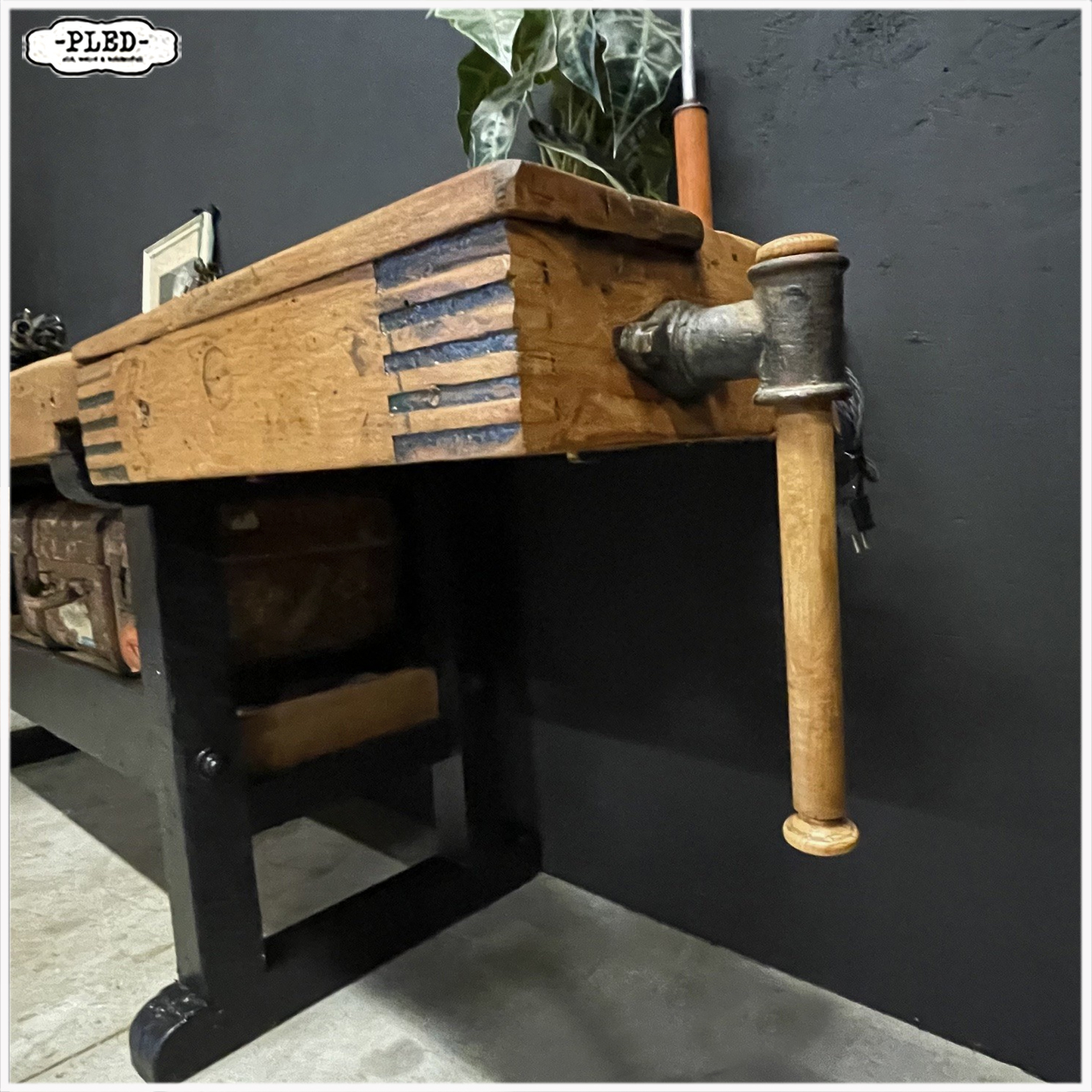 Erg fraaie, oude, robuuste houten werkbank - Afbeelding 8