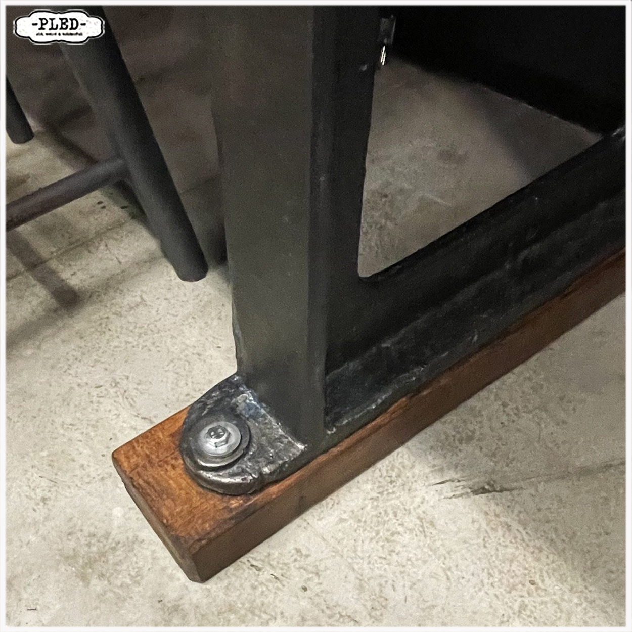 Oude werkbank / industriële werkplek / sidetable - Afbeelding 16