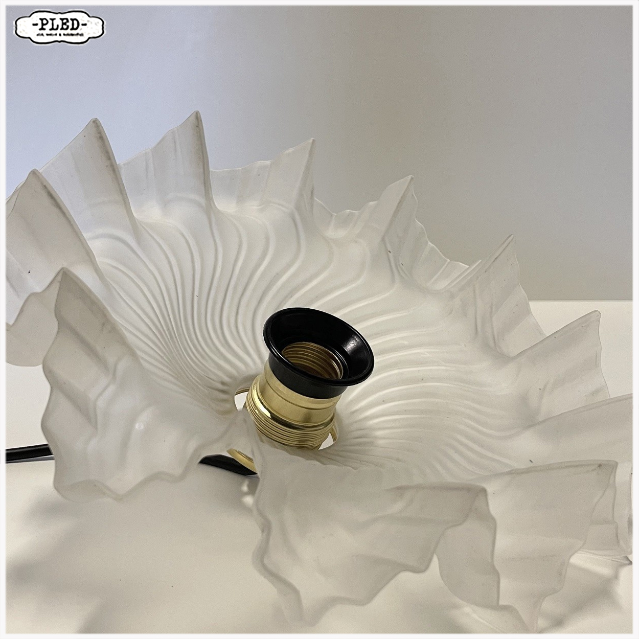 Sierlijke, vintage glazen hanglamp, Frankrijk - Afbeelding 11