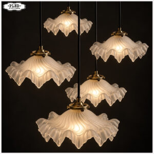 Sierlijke, vintage glazen hanglamp, Frankrijk