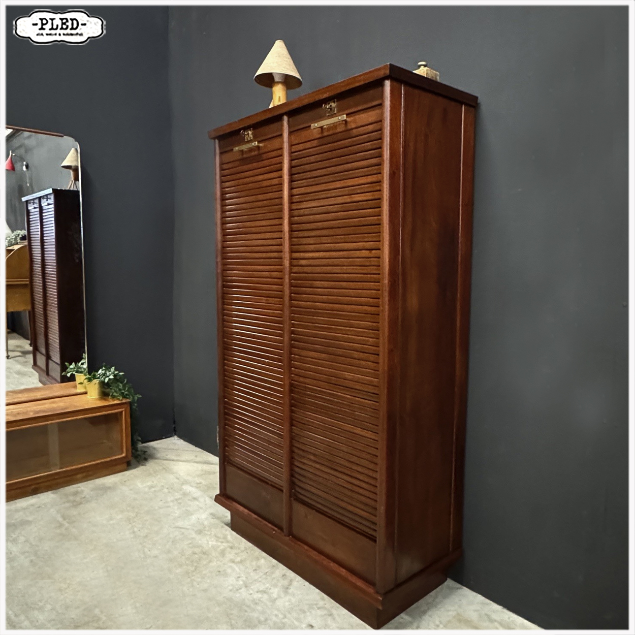 Erg mooie midcentury roldeurkast - Afbeelding 7