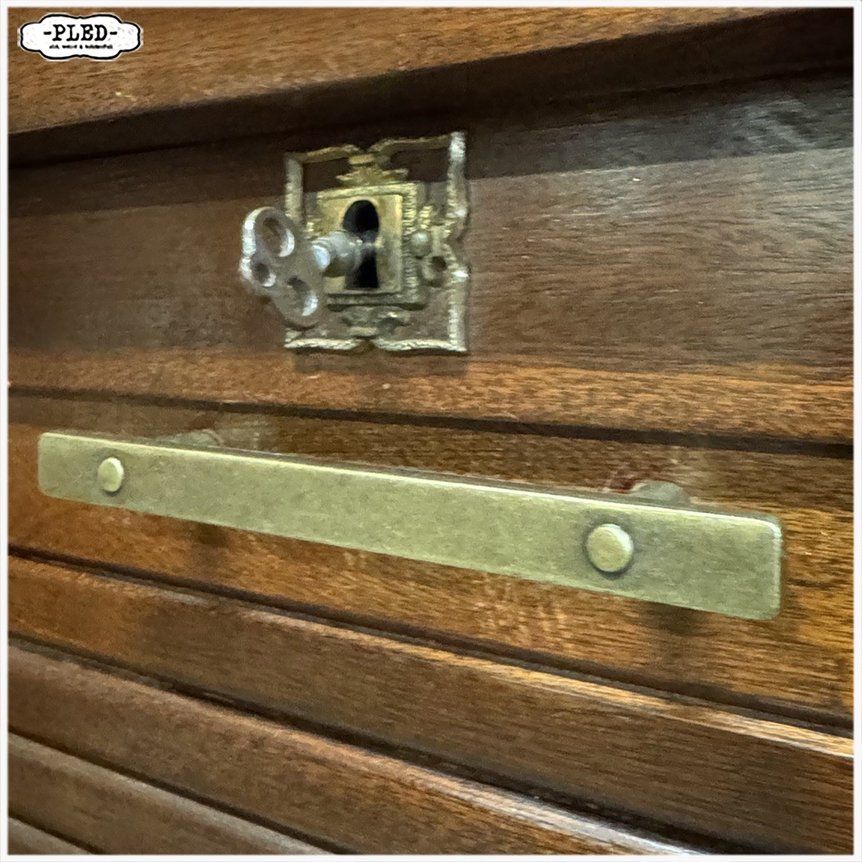 Erg mooie midcentury roldeurkast - Afbeelding 10