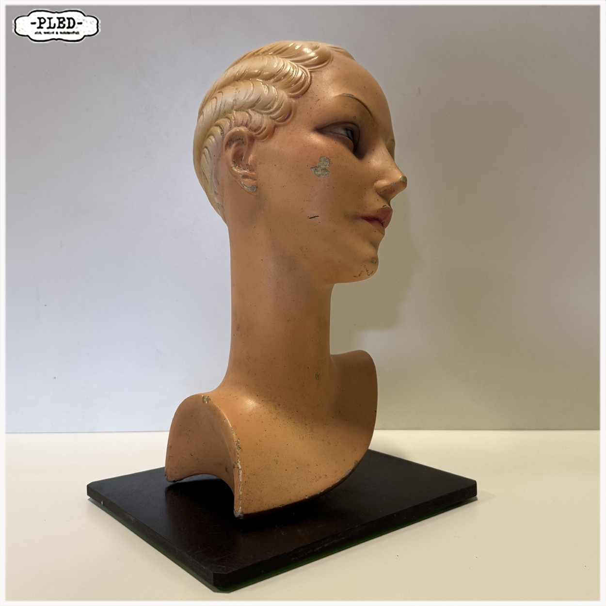 Vrouwelijke art deco hoedenhoofd, circa 1920 - Afbeelding 3