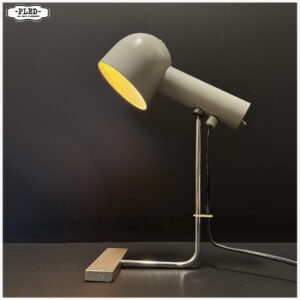 Minimalistisch tafellampje, Josef Hurka voor Napako, 1960s