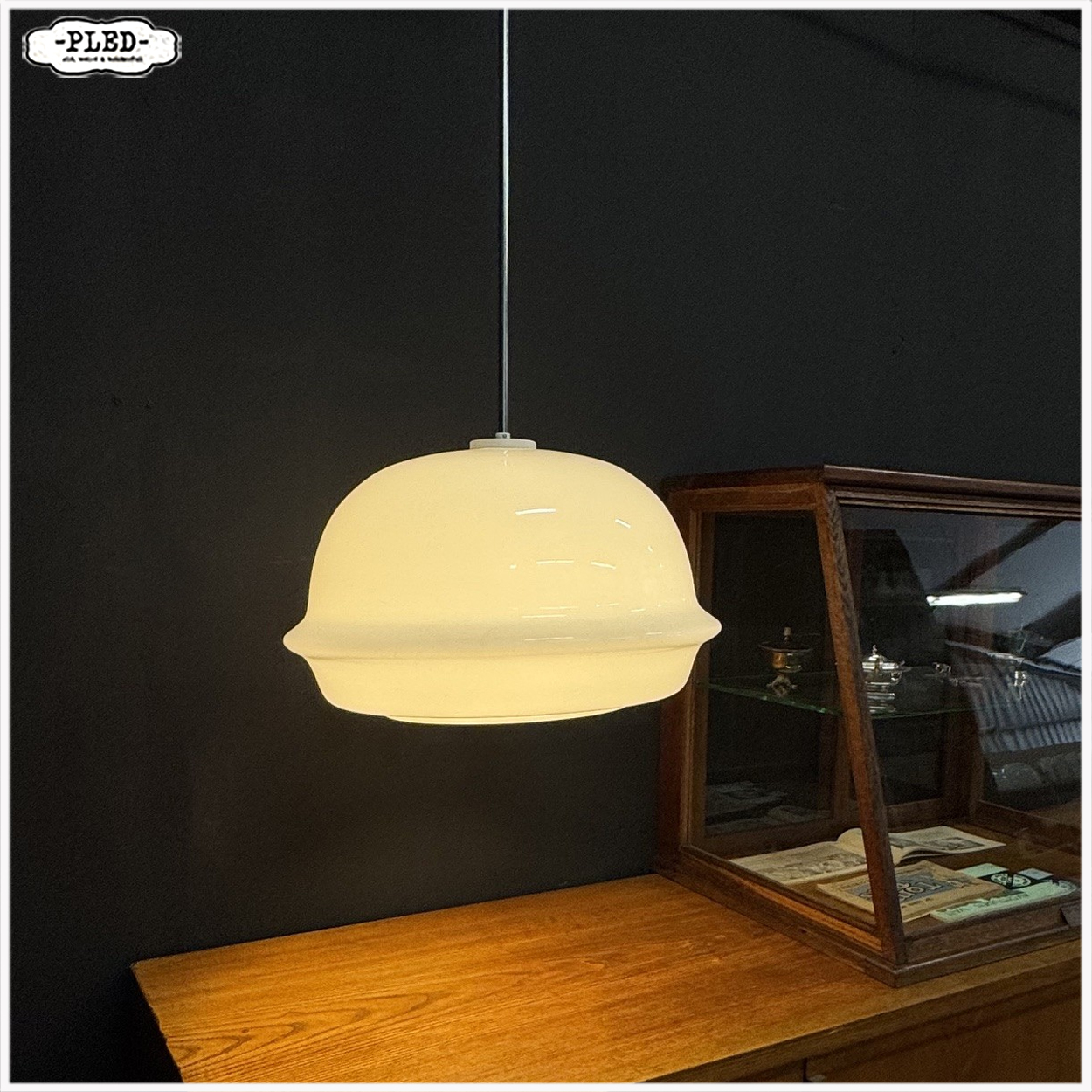 Grote vintage opaline pendellamp, Karel Volf - Afbeelding 3