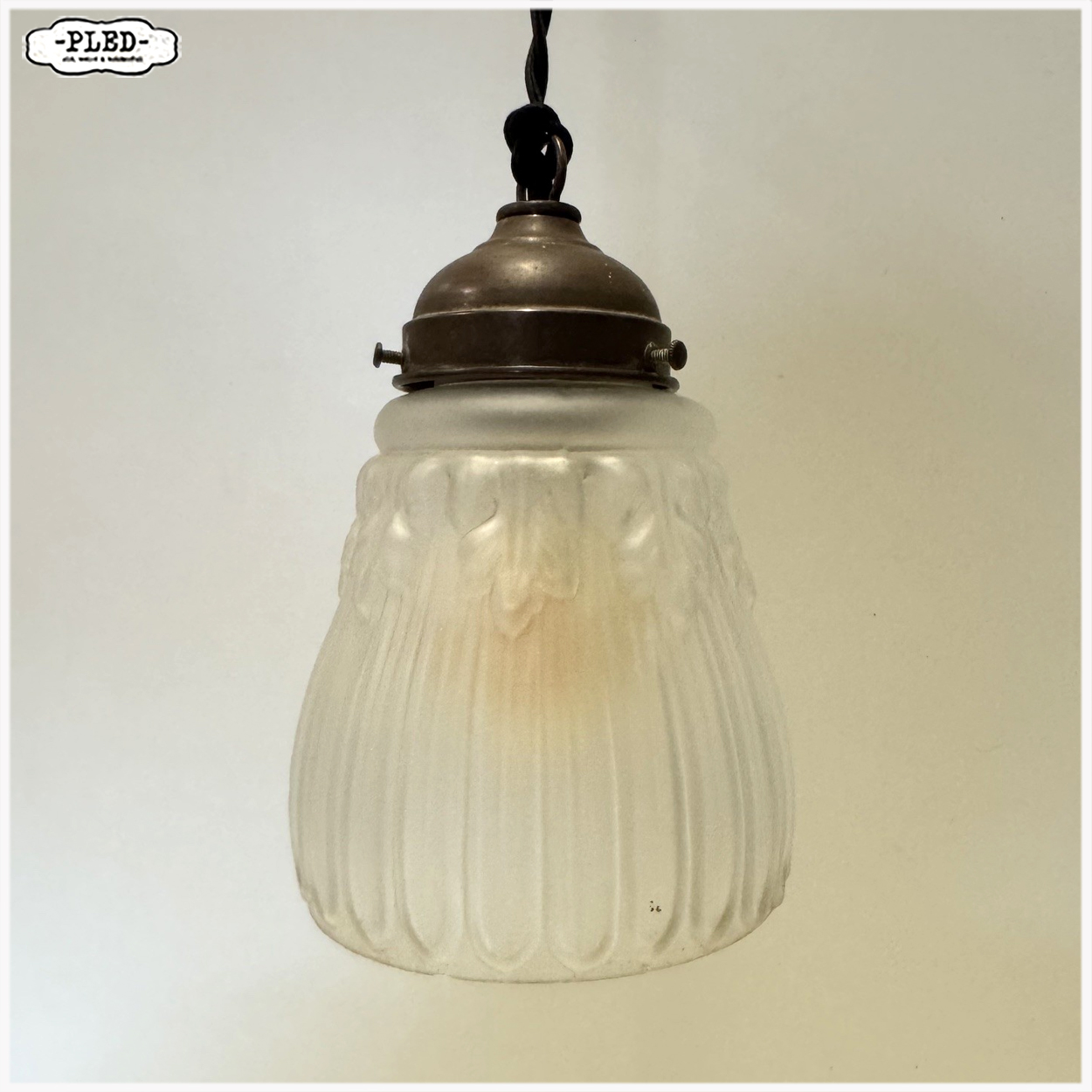 Oud, art deco, frosted glass hanglampje