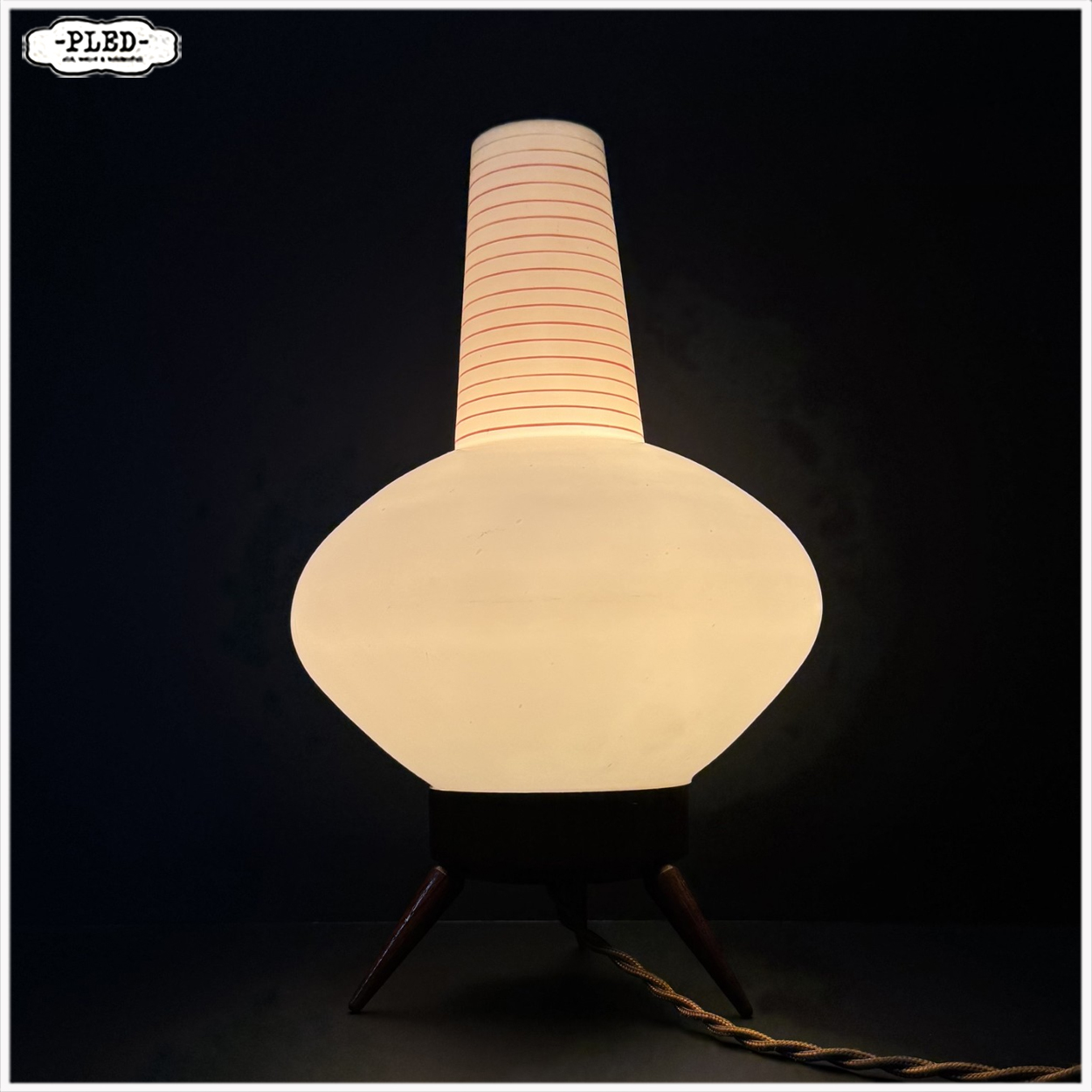 Vintage tafellamp met mat opaline glazen kap, 1960s - Afbeelding 5