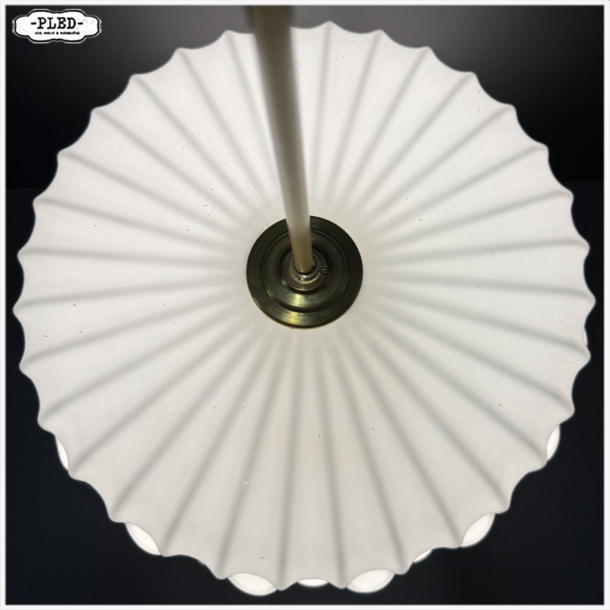 Sculpturale opaline pendellamp, Karel Volf - Afbeelding 7