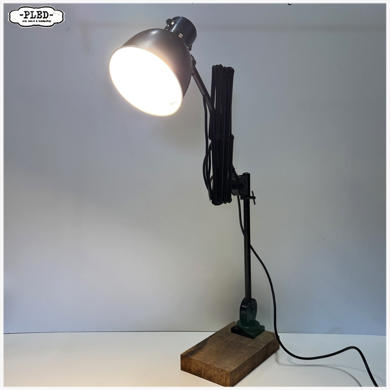 Grote industriële schaarlamp van Hala - Afbeelding 6