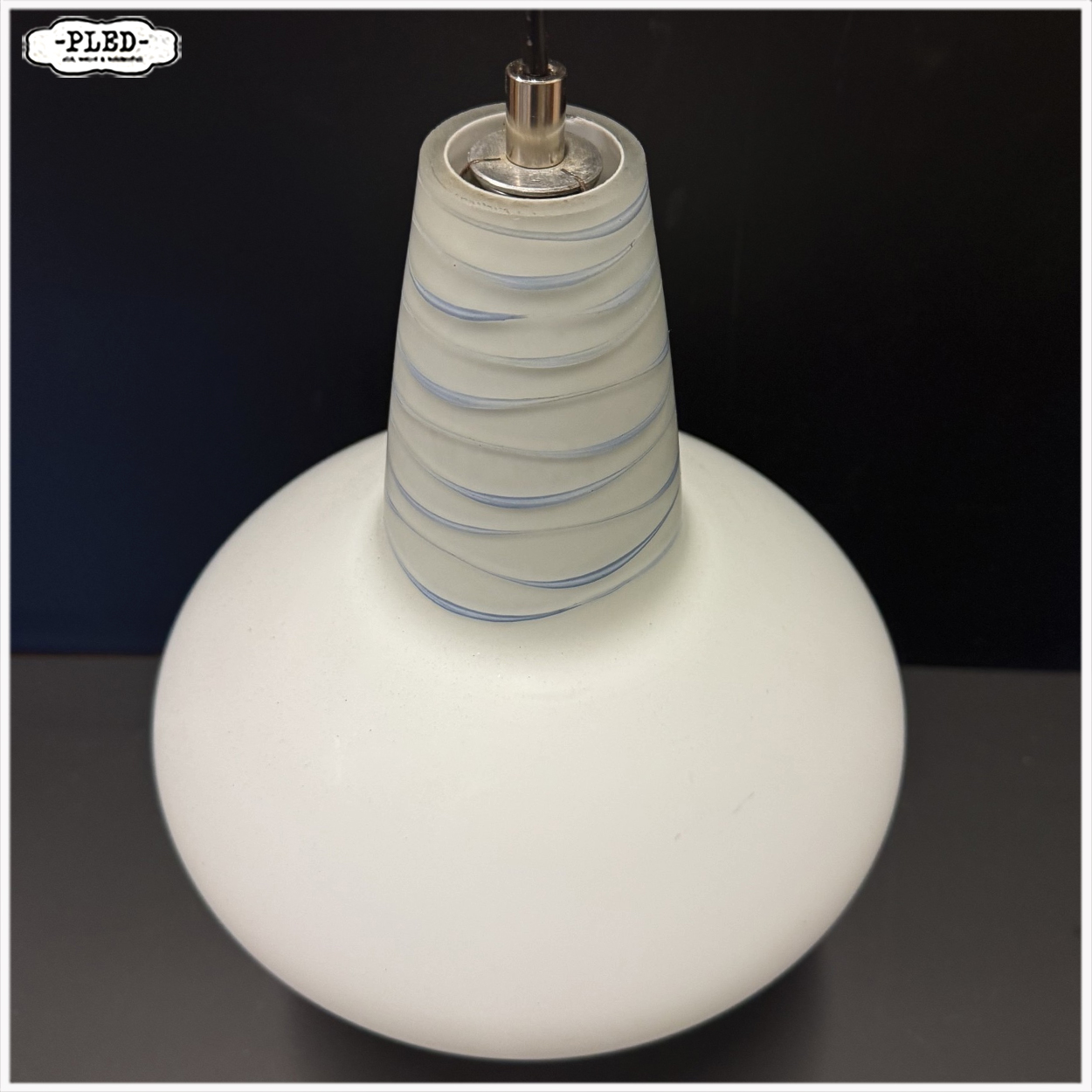 Vintage, matglazen opaline hanglamp - Afbeelding 8