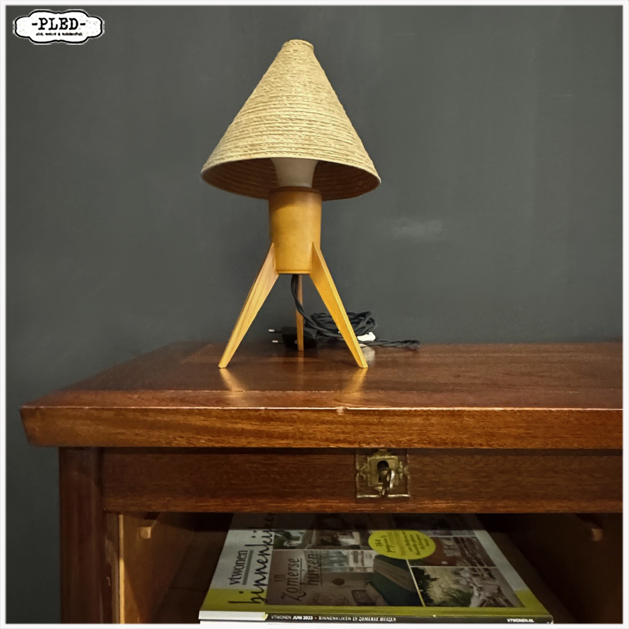 Erg mooie midcentury roldeurkast - Afbeelding 12