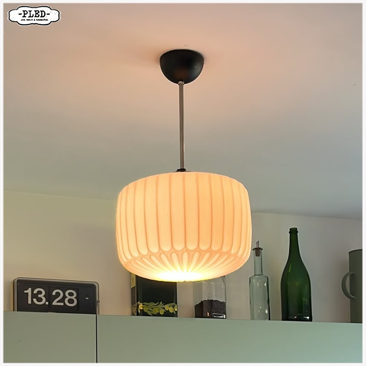 Erg fraaie, karakteristieke opaline pendellamp, Bohemen 1960s - Afbeelding 16