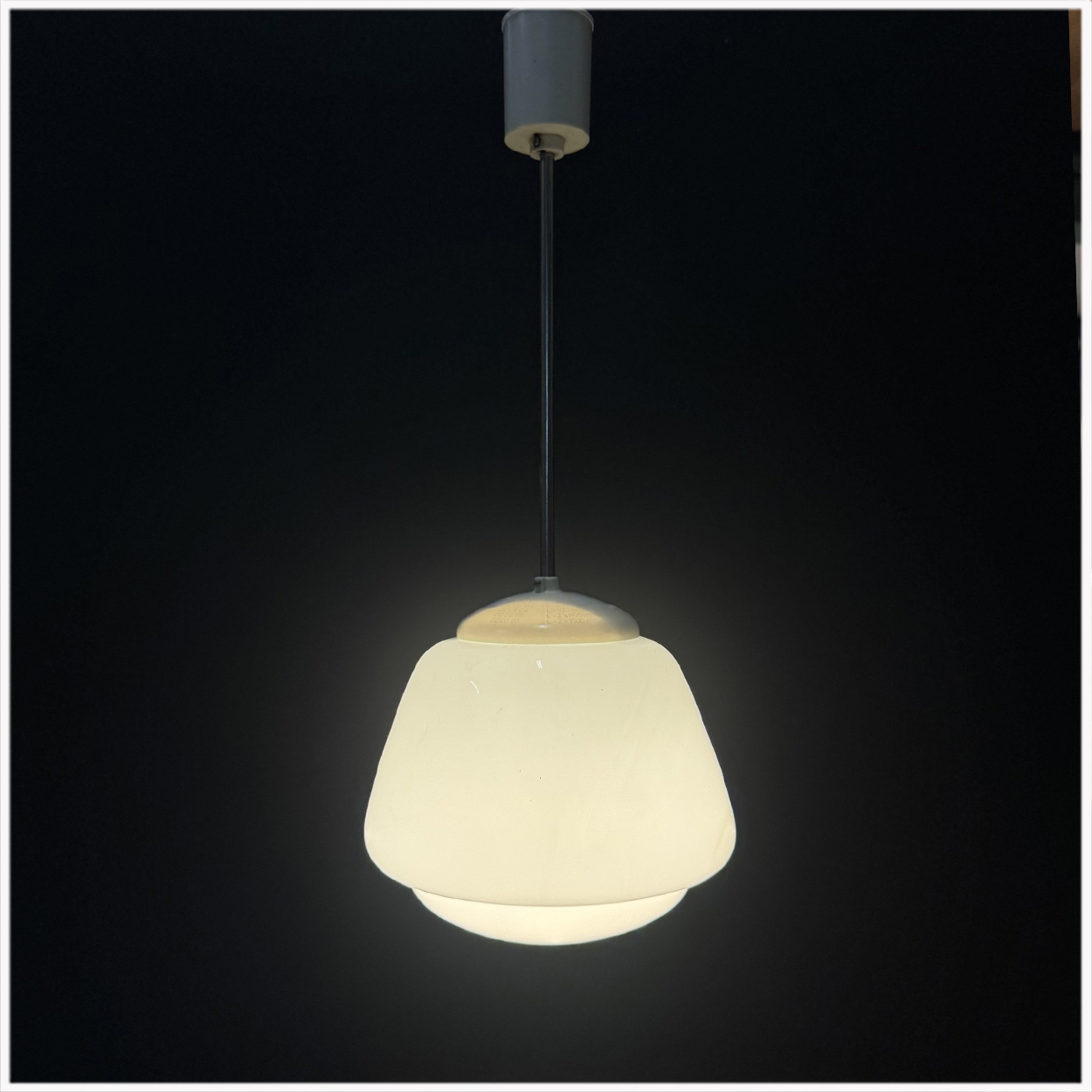 Vintage opaline pendellamp, Tsjechië - Afbeelding 2